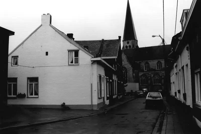 De Zellaerstraat in Bonheiden, op een oude zwart-witfoto